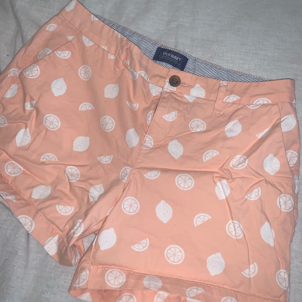 Old Navy peach shorts